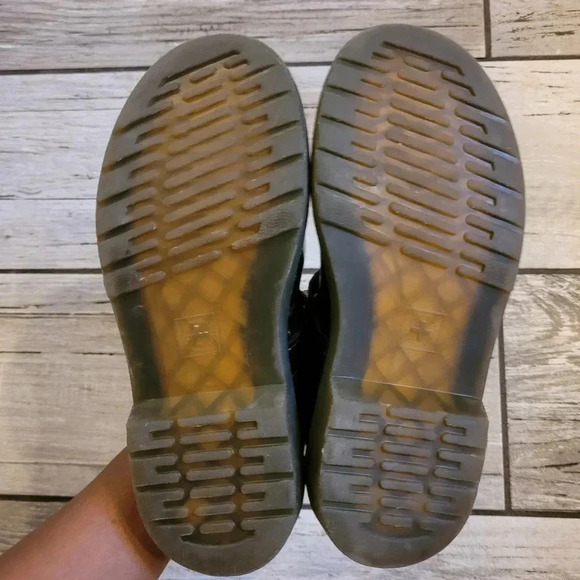 DR. MARTENS Maccy black patent leather Mary Jane Velcro straps shoes Girls 2 - Picture 11 of 12